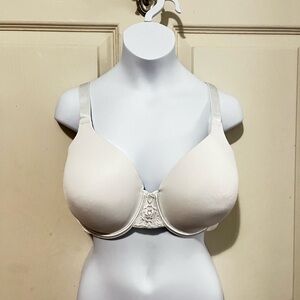 Elegant White Underwire Bra